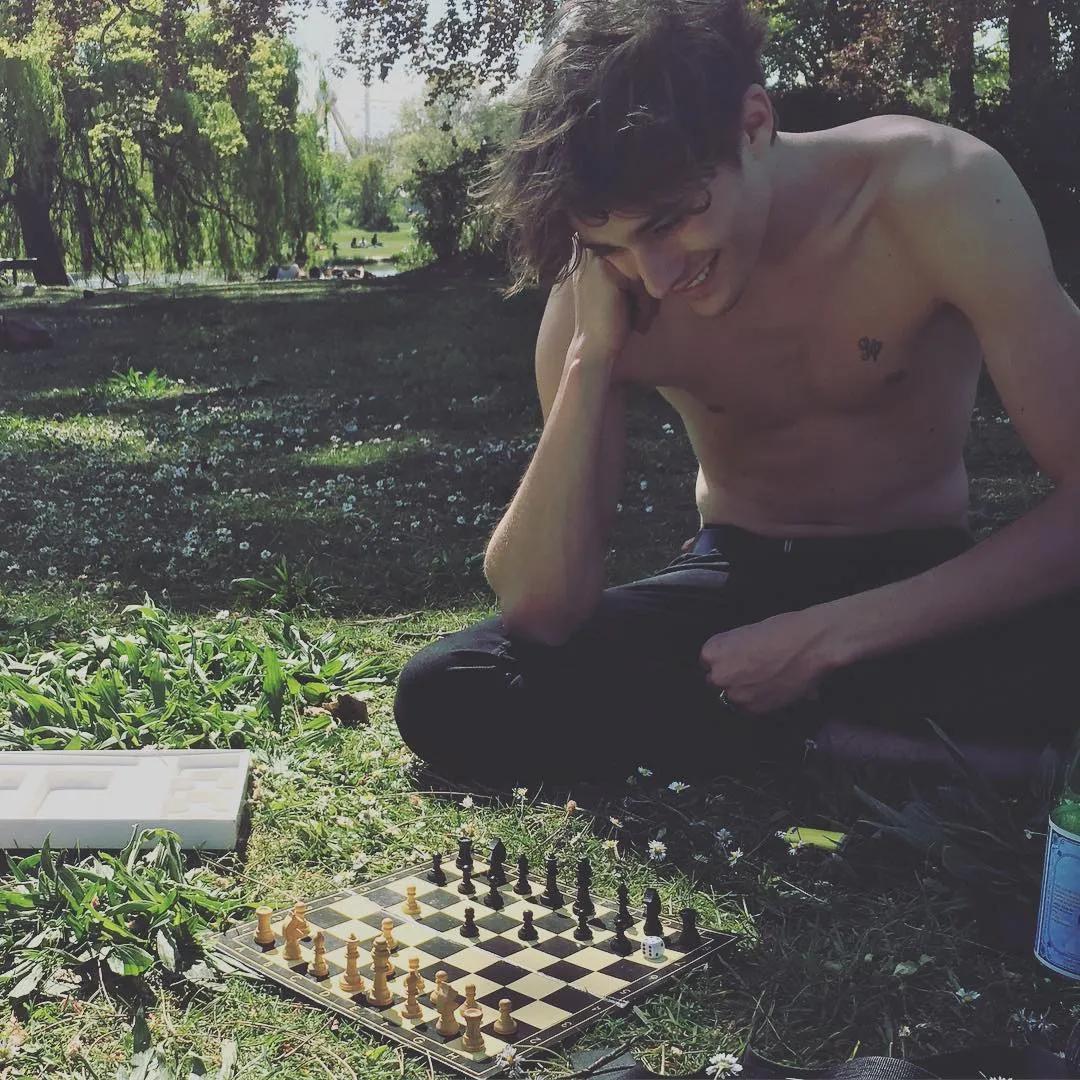 四大帅哥哈利波特,身高185的帅气男模