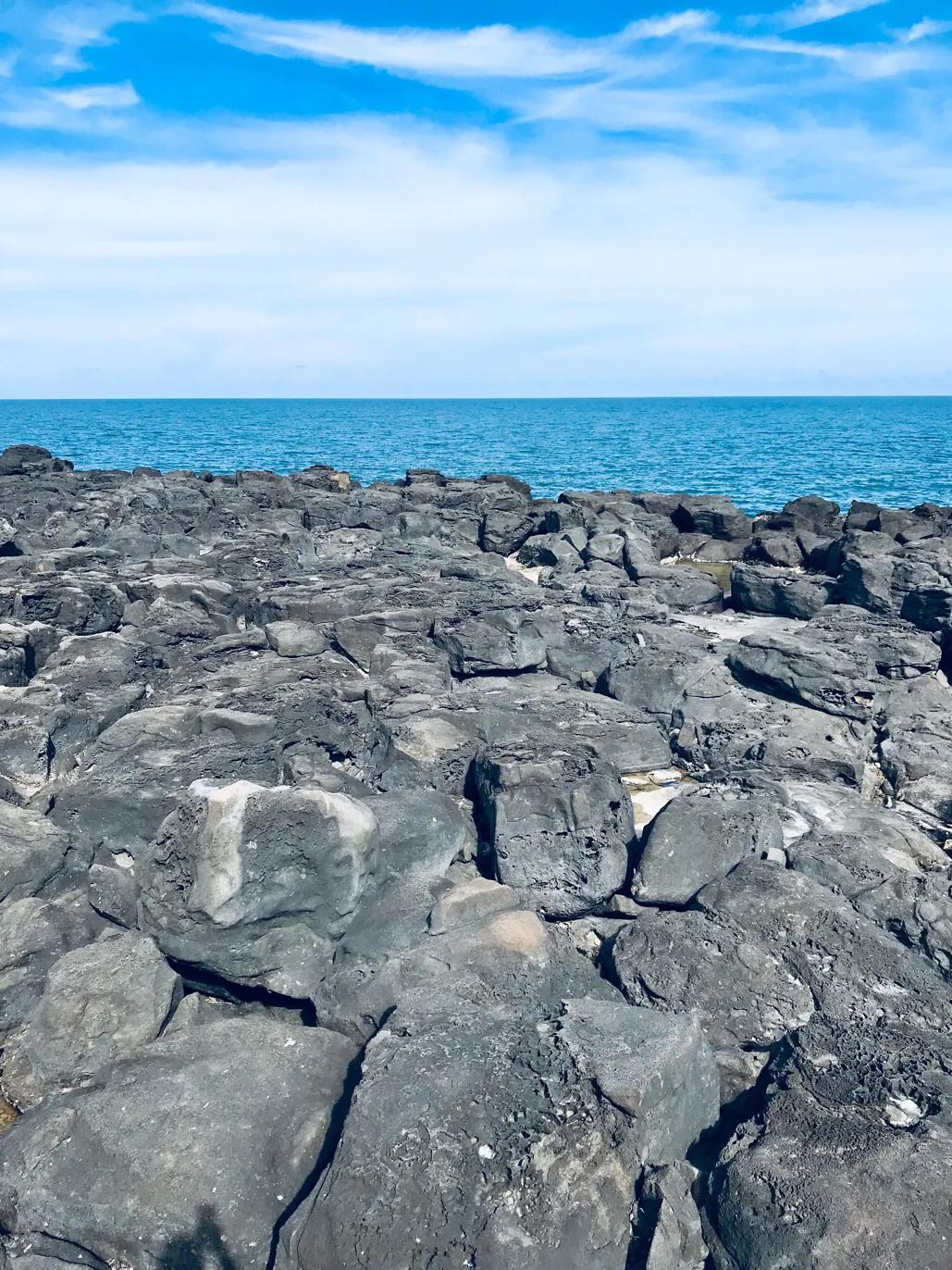 硇洲岛徒步环岛旅行,硇洲岛的旅游指南