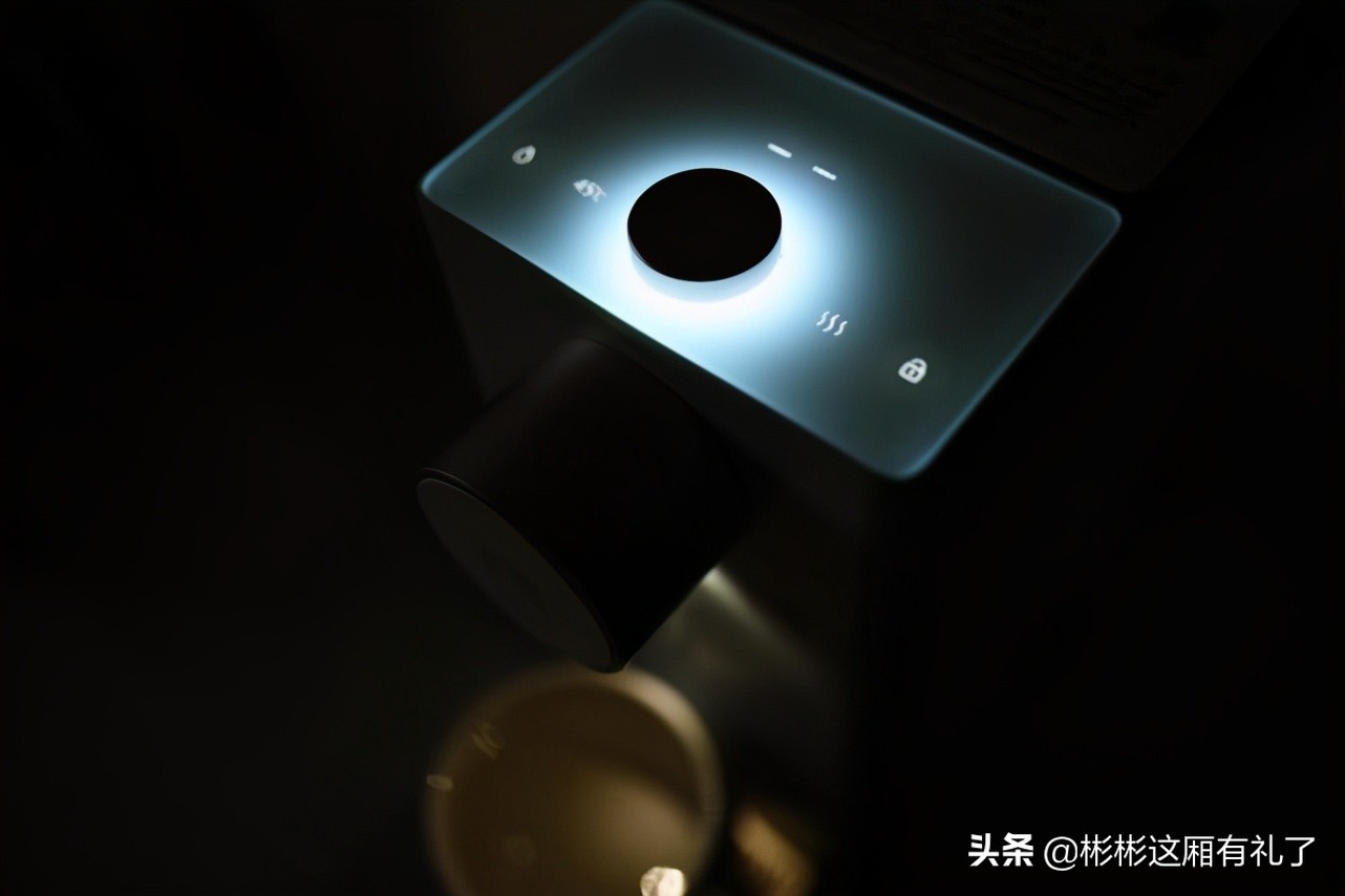 三秒即热饮水机和一般饮水机,心想即热饮水机怎么使用