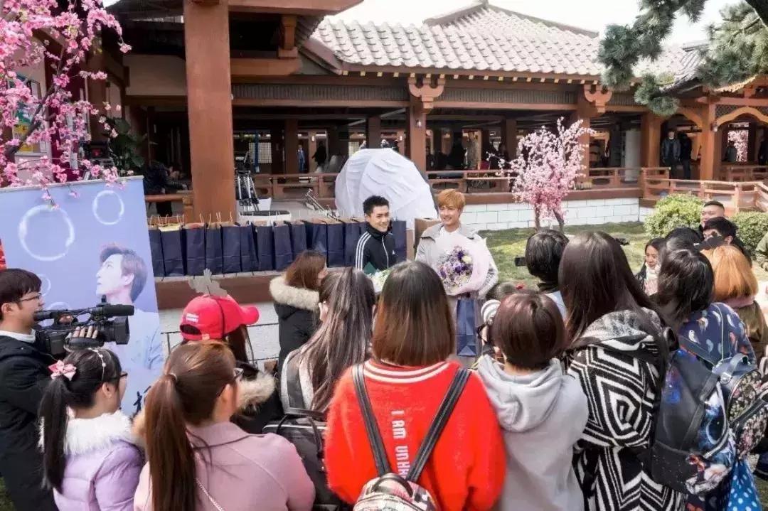 下雨天象山影视城,下雨优惠活动