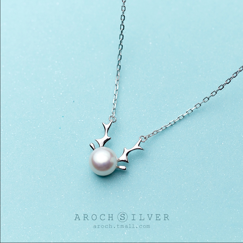 男生买礼物明明很便宜却说很贵,为男生花钱买礼物值得吗