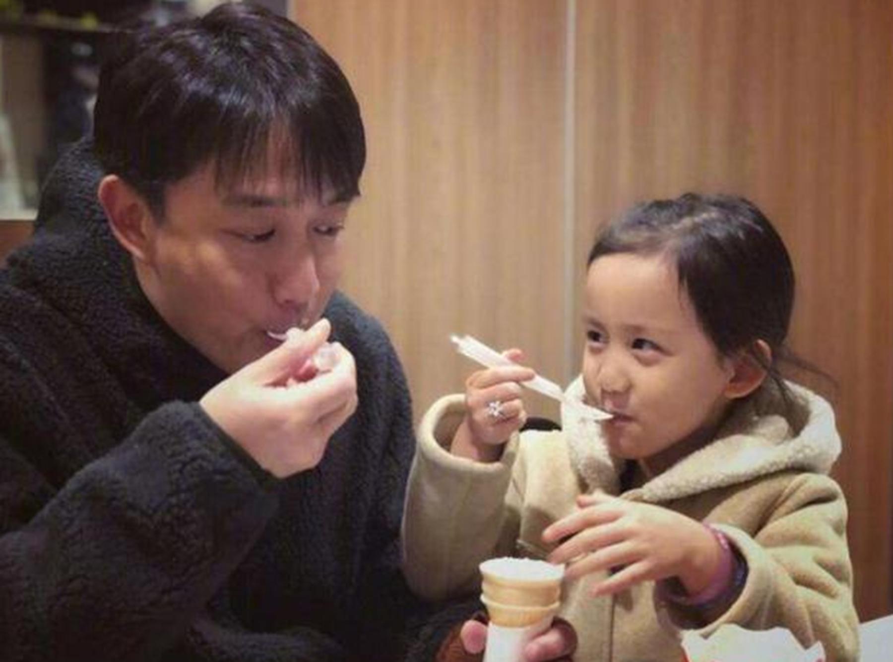 黄磊进医院后续,黄磊二女儿去医院