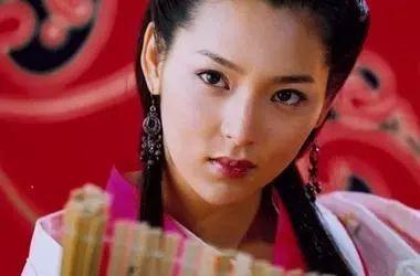 文君当垆是指,文君当垆仍是卓文君上一句是什么