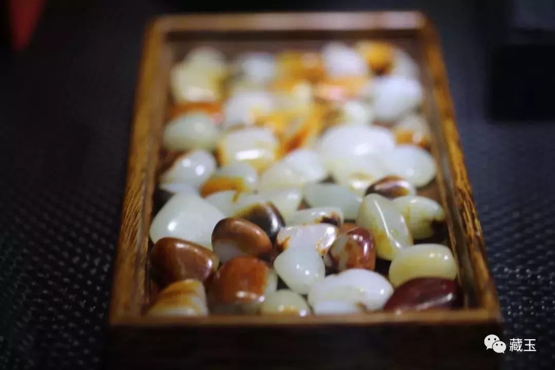 十年前他资产过亿有钱有地位,十年前和田玉