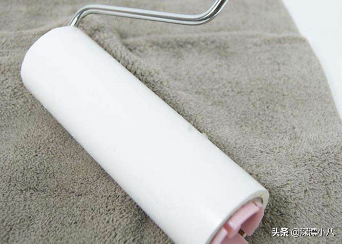 黑色衣服放洗衣机洗粘毛怎么办,洗衣机洗出来的衣服粘毛怎么办