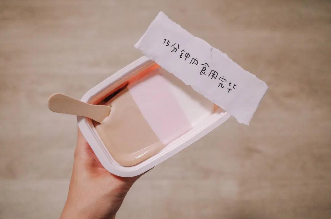 成年人就是过期的小朋友,成年人也只是过期的小朋友而已呀