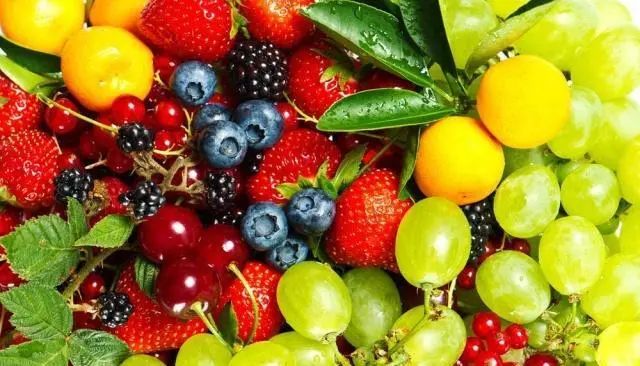 这4种水果营养丰富,这4种水果吃着不甜但含糖量很高