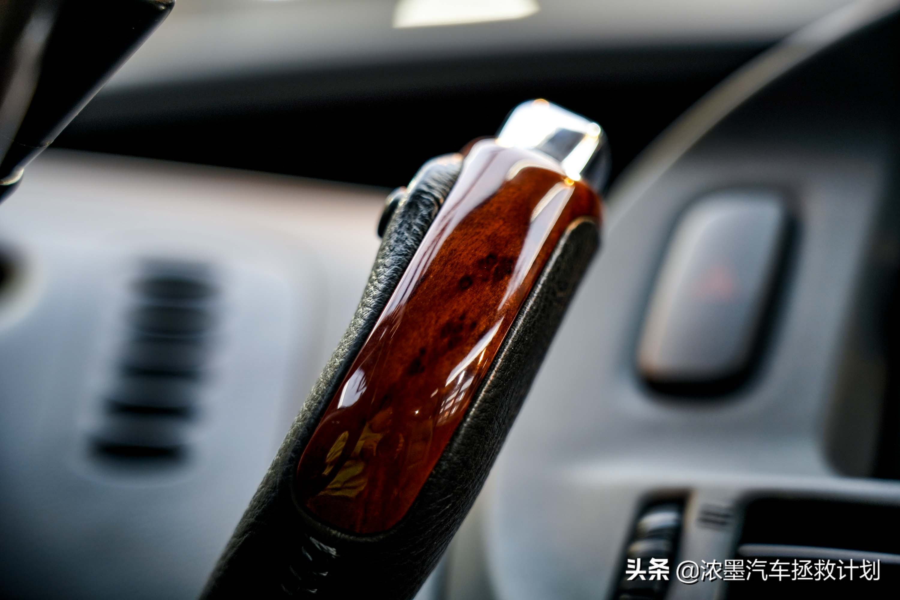 丰田普瑞维亚整备全过程,丰田普瑞维亚2024款豪华版试驾