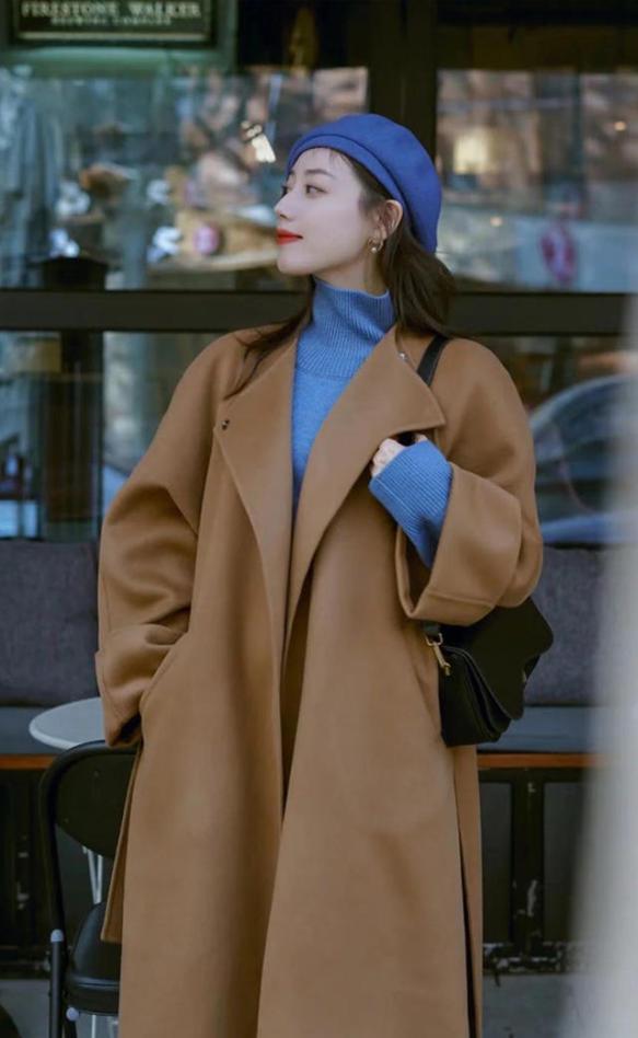 绿驼色配什么颜色显高级,今年流行咖啡色还是驼色