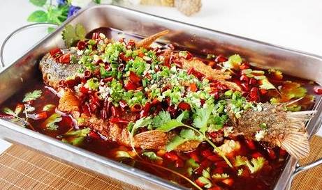 烤鱼做法教程家庭版带汤汁涮菜,烤鱼涮菜绝密配方大全
