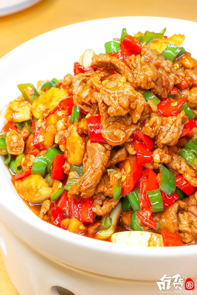 南阳这家羊肉汤，每天卖出200碗！进门先排队，羊肉包子抢着吃