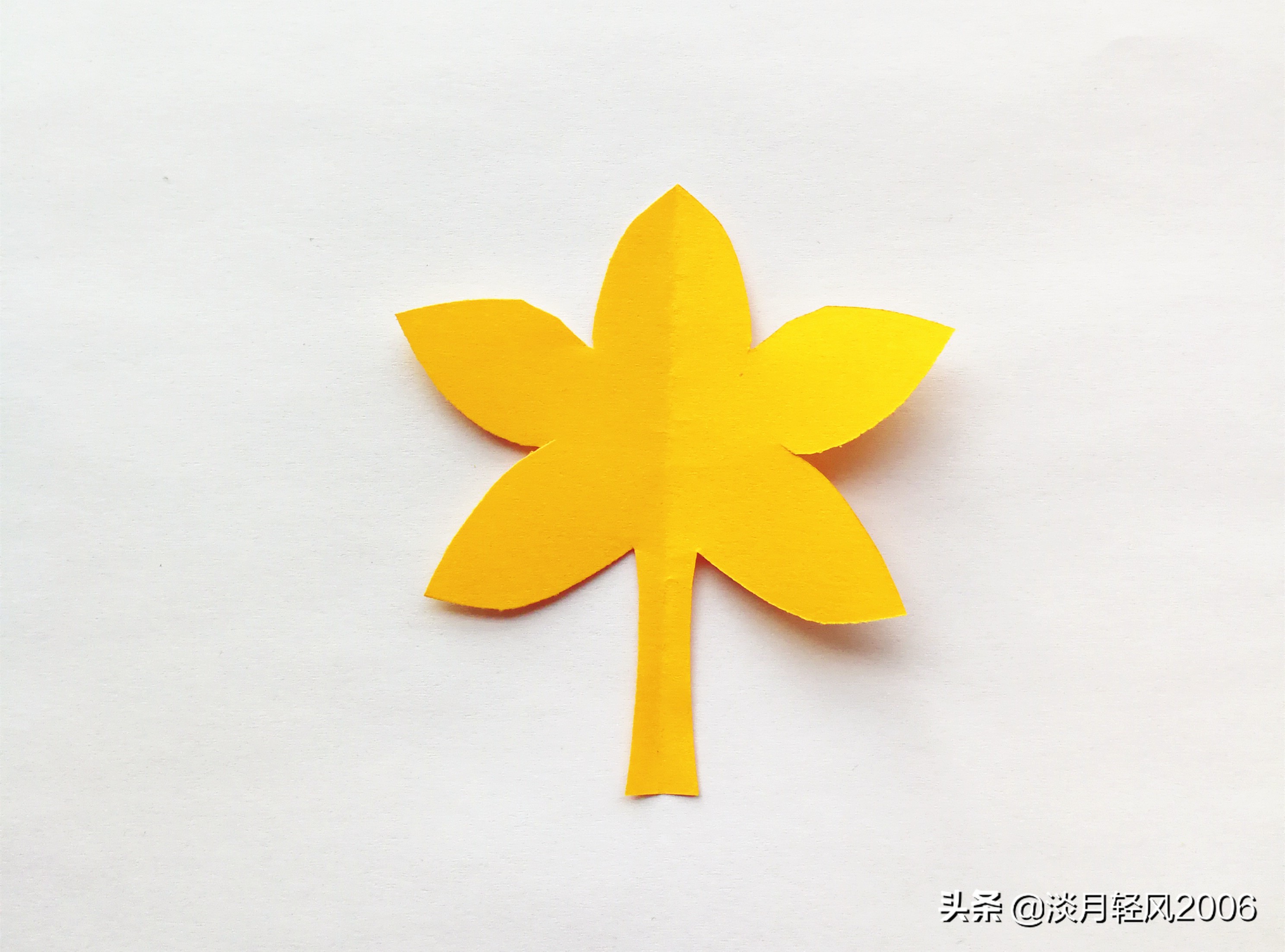 叶子的简单剪法手工制作,剪叶子手工教程简单的