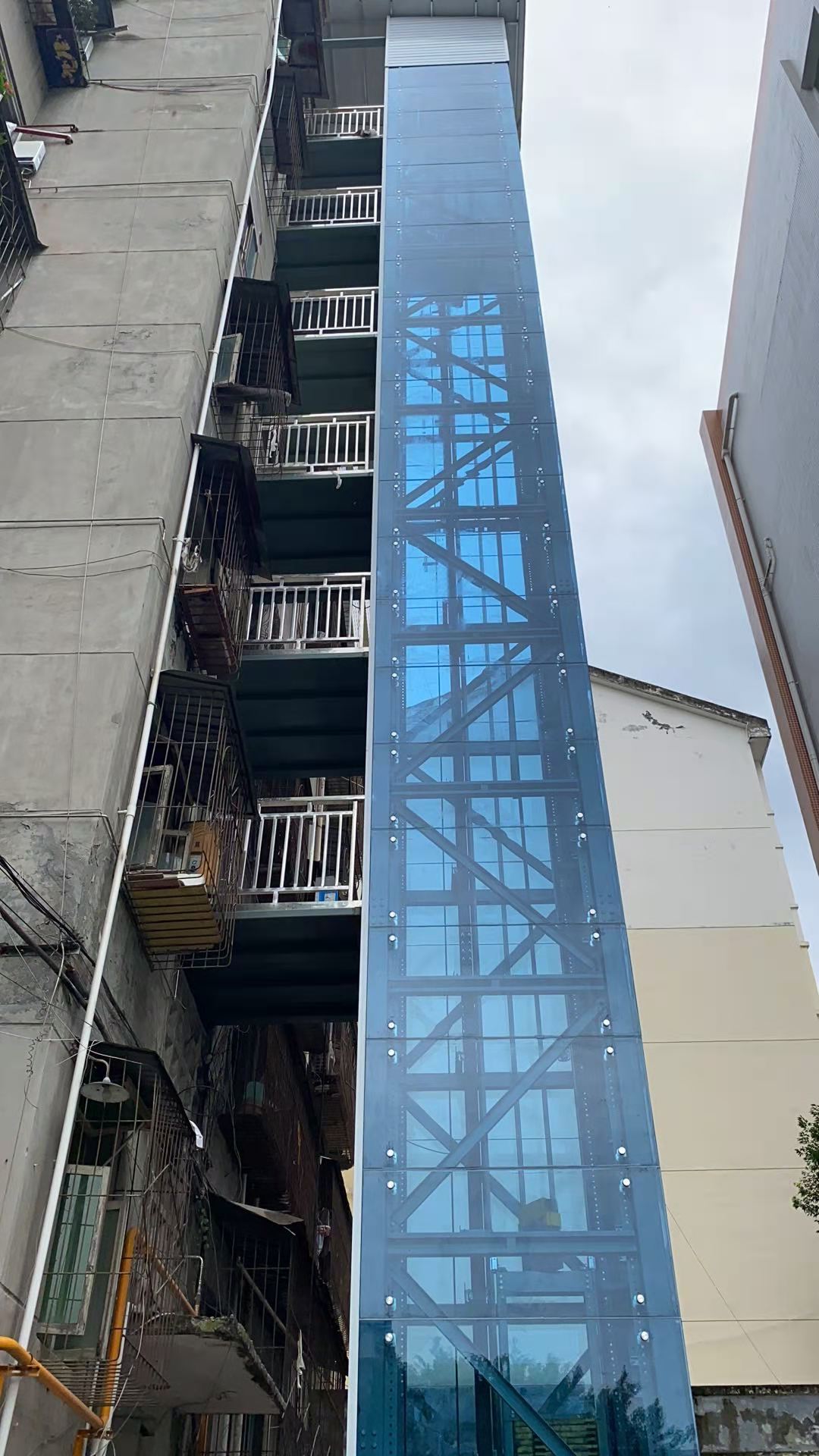 图腾电梯,电梯公司开门红