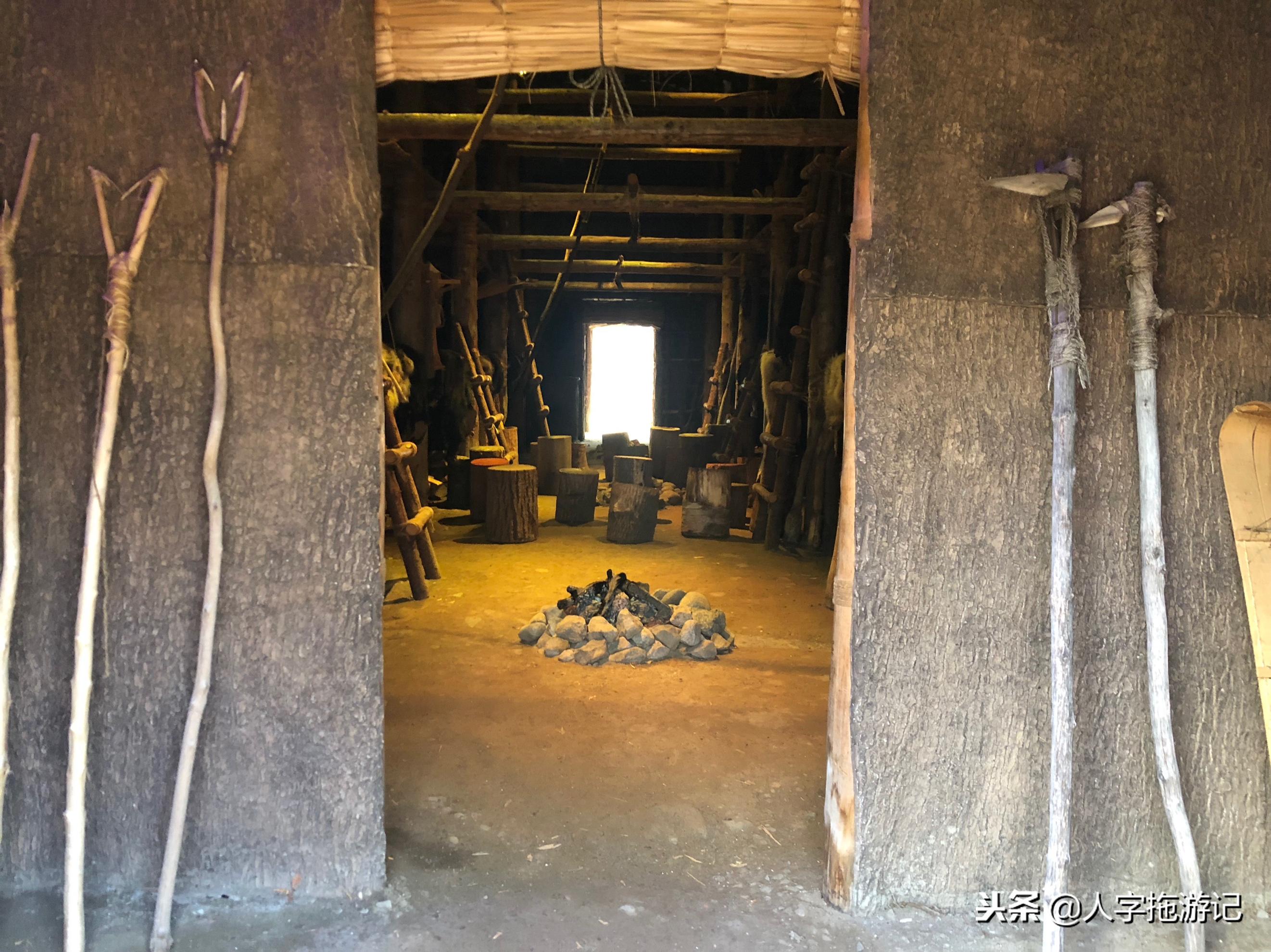 冬日极客,加拿大Wendake穿着狼爪去狼族