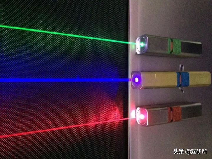 猫咪眼睛不同形态,猫咪的眼睛为什么有各种颜色