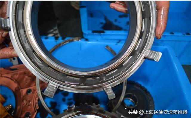 君威发动机与变速系统维修或保养,别克君威发动机和变速系统保养