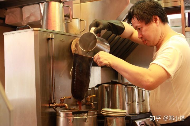 纠结多年的问题，终于有答案了，*袜丝**奶茶为什么叫“*袜丝**”？