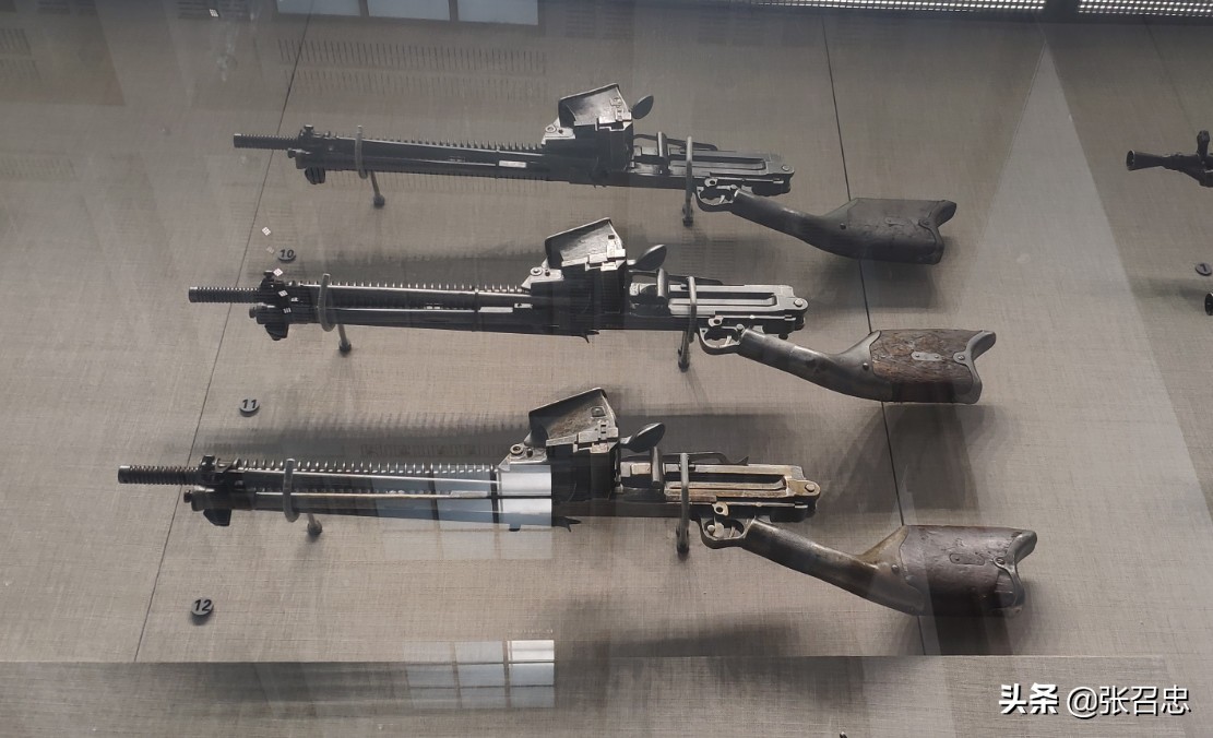 日式歪把子机枪,介绍一下日本的歪把子机枪