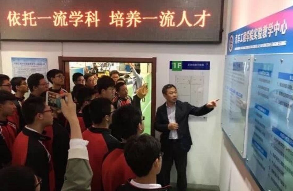 2019全景看高中|融入理工附高，逐梦中外名校