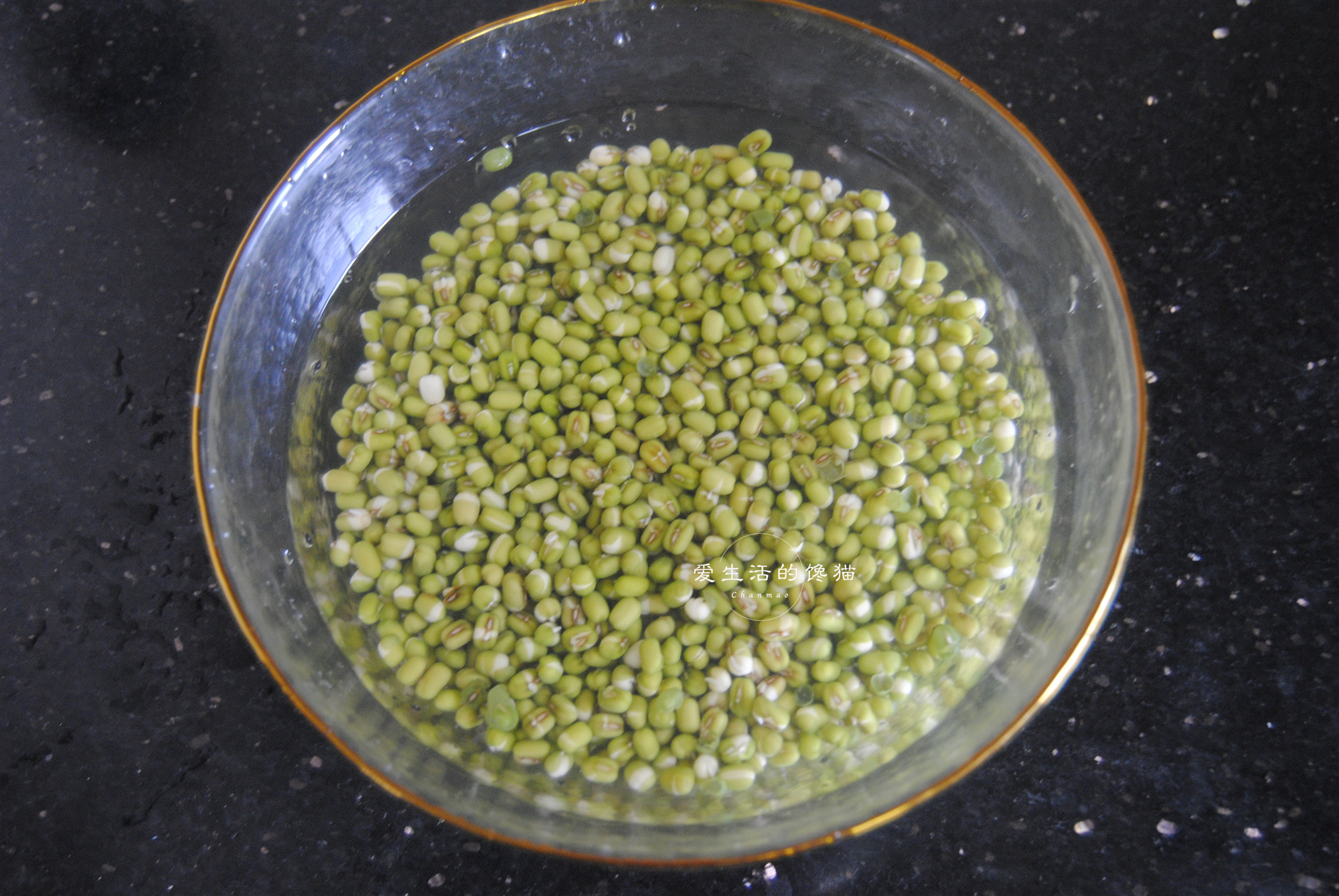 如何煮绿豆又甜不开花,绿豆怎么煮才颗颗分明