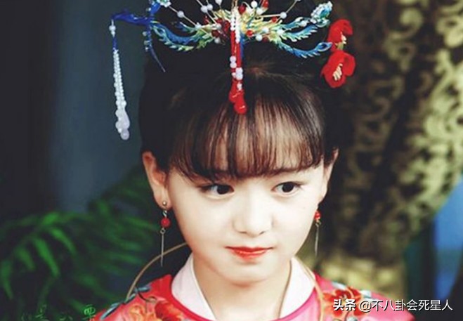 最火小童星女,童星出道的她如今18岁越来越漂亮