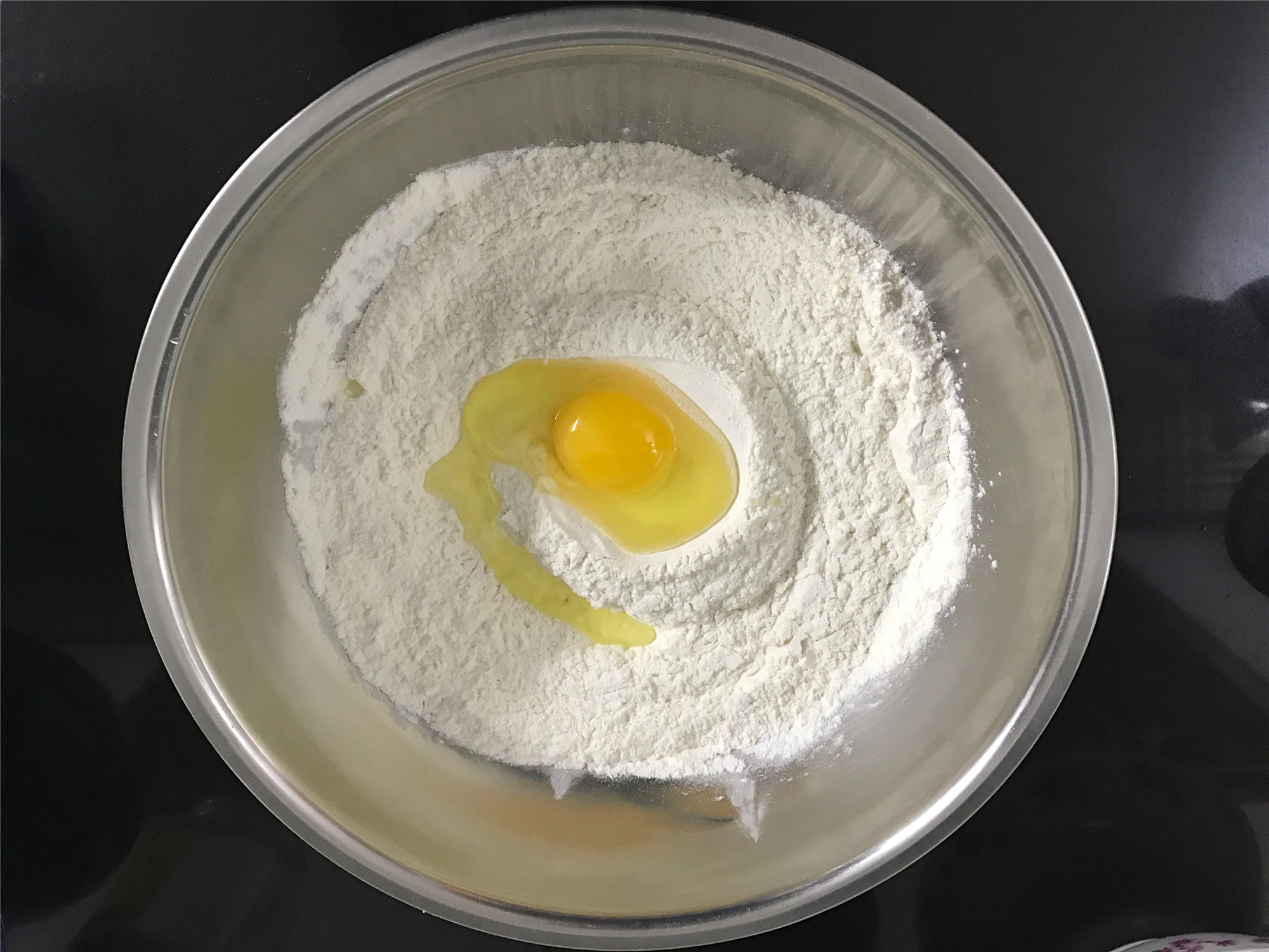 油条膨松剂做油条怎样发面,油条酥脆是配方还是手法重要