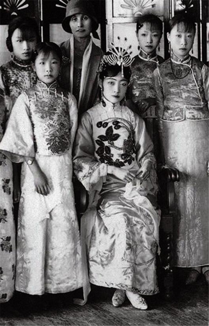 旧影珍藏：清末民国，那些成为历史的面孔