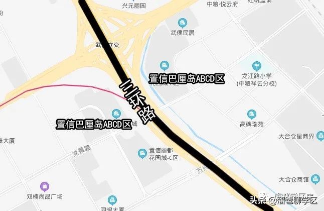 一路之隔的楼盘,一路之隔的小区