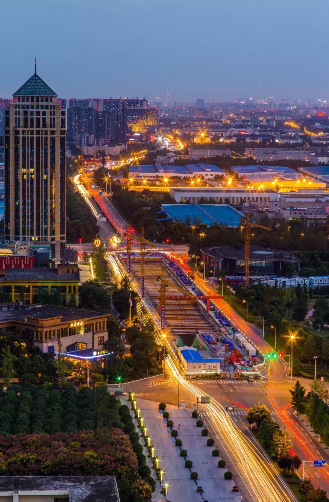 什么是地铁什么是轻轨,什么是地铁什么是高铁