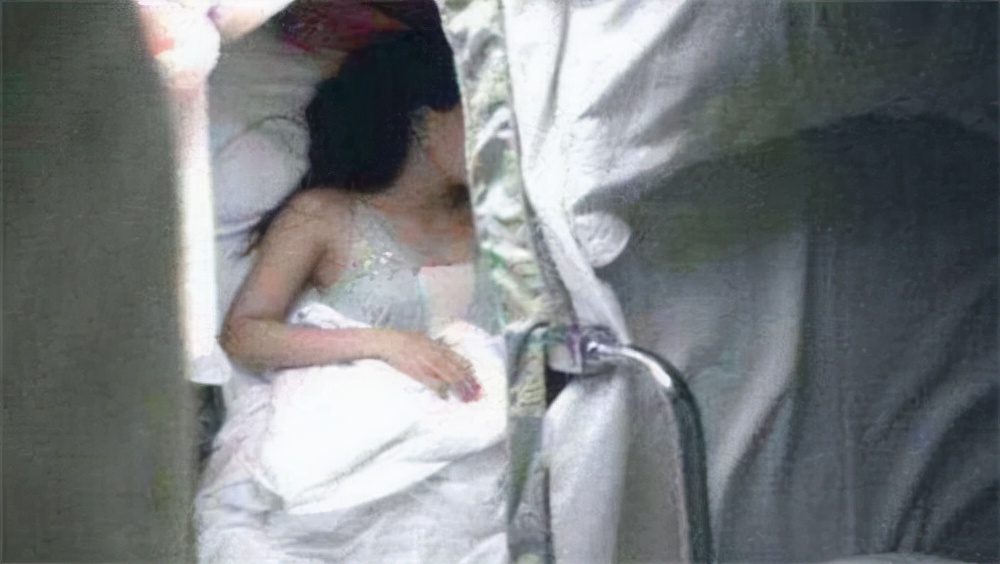 男子发现女邻居出轨结局大反转,男子深夜猥亵女子后逃离被抓获