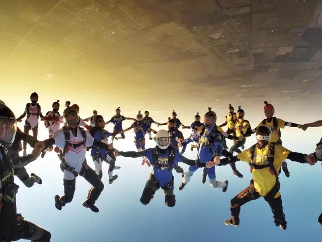 翼装飞行女大学生不幸身亡原因,翼装飞行女大学生已遇难