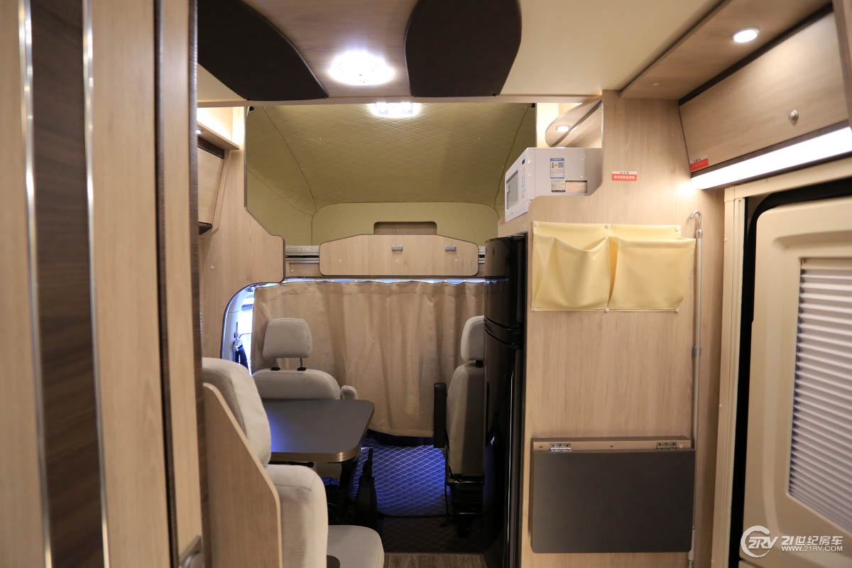 亚特b型房车最新款,10年的房车