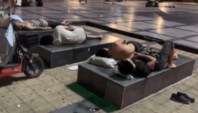 23届大专生在富士康的日常,大学生在富士康工作是什么体验