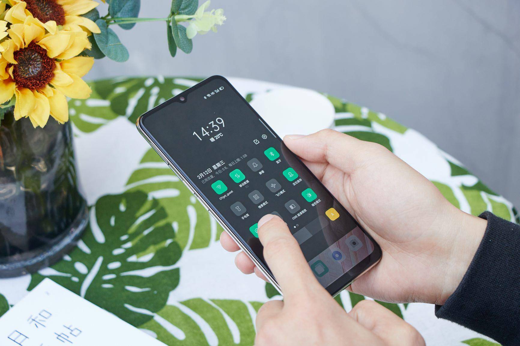 reno3元气版和普通有什么区别,reno3元气版与标准版的区别