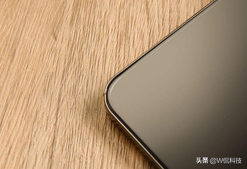 保护眼睛你重视了吗,蓝光膜真的能保护眼睛