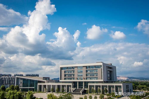 国内仅有的1所211“药科”大学，地域好实力强，就业很不错