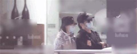 郑恺苗苗官宣后对baby的态度,郑恺和苗苗官宣在一起多久了