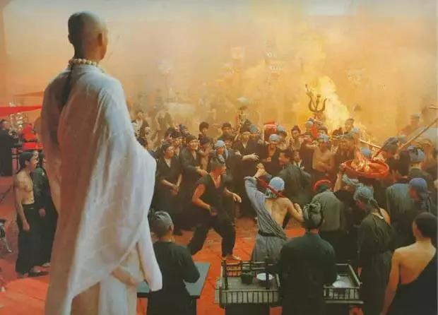 豆瓣8.5分，再看徐克的《青蛇》才明白，故事里许仙从未负白素贞