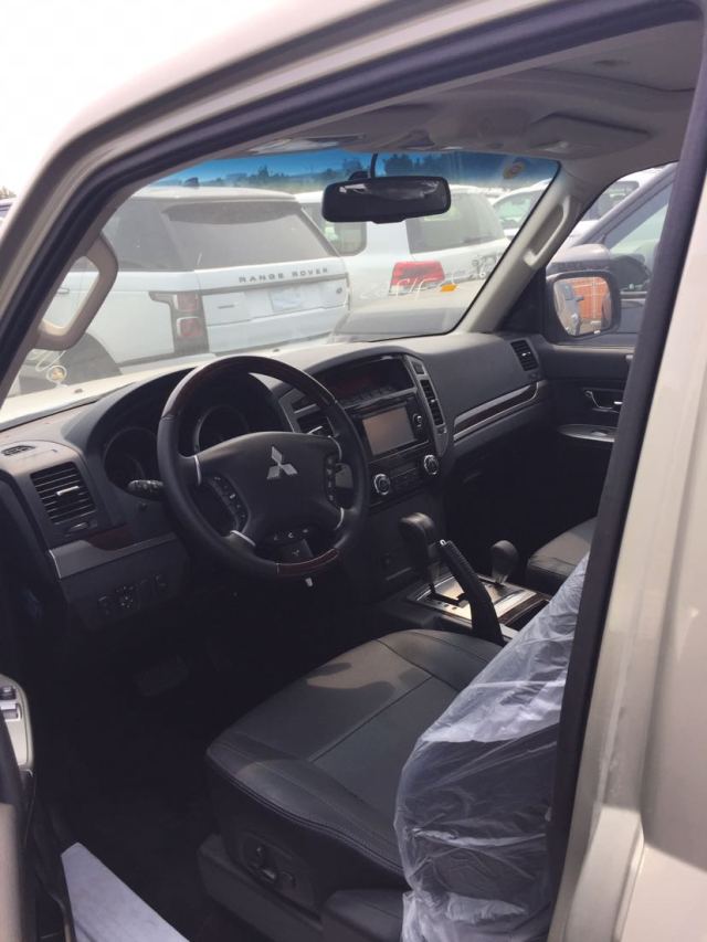 帕杰罗三门v87,天津港帕杰罗v87三门版最新价格