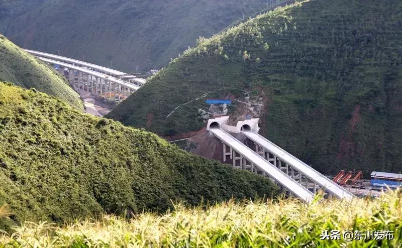 资源枯竭型城市的转型发展,资源枯竭型城市的转型之路教案