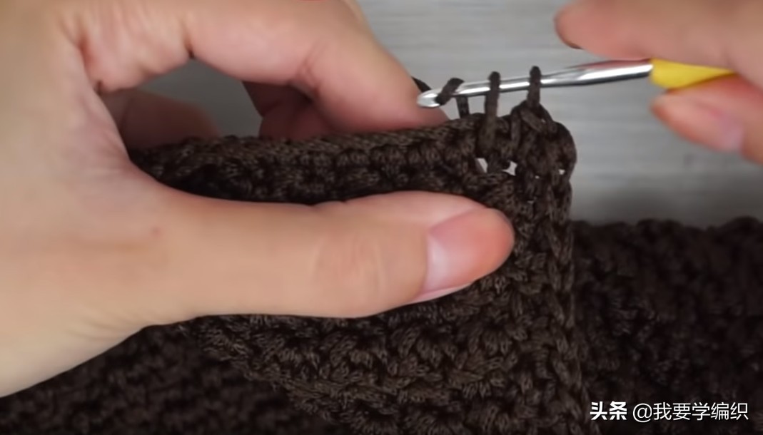 朋友说它比买的包更好看,高级感十足的环保皮草包,自己钩一个吧