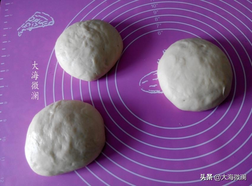 只要稍加干预，面包机也能玩花样，柔软拉丝好吃到停不下来