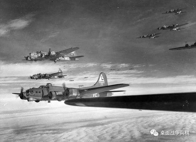 螺旋桨战斗机vs现代喷气式,喷气式战斗机对比螺旋桨