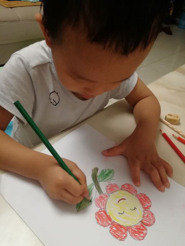 教师节学生给幼儿园老师的礼物,妈妈是老师教师节送什么礼物好