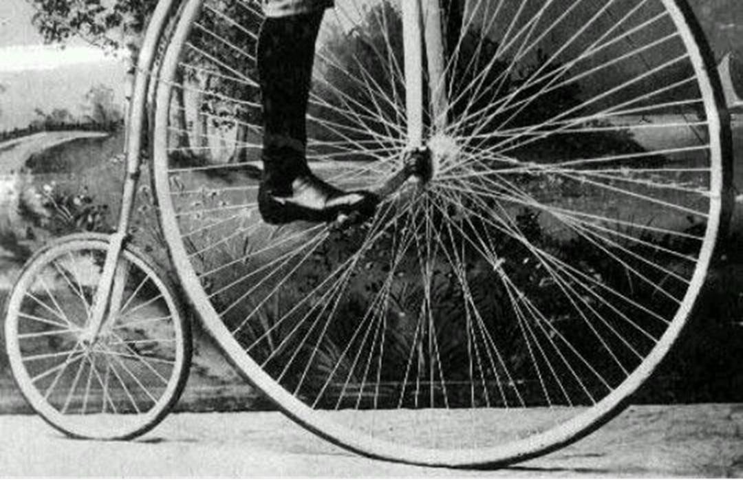 “我想要一辆新的自行车”，虚荣心之下，二八自行车看起来好旧呀