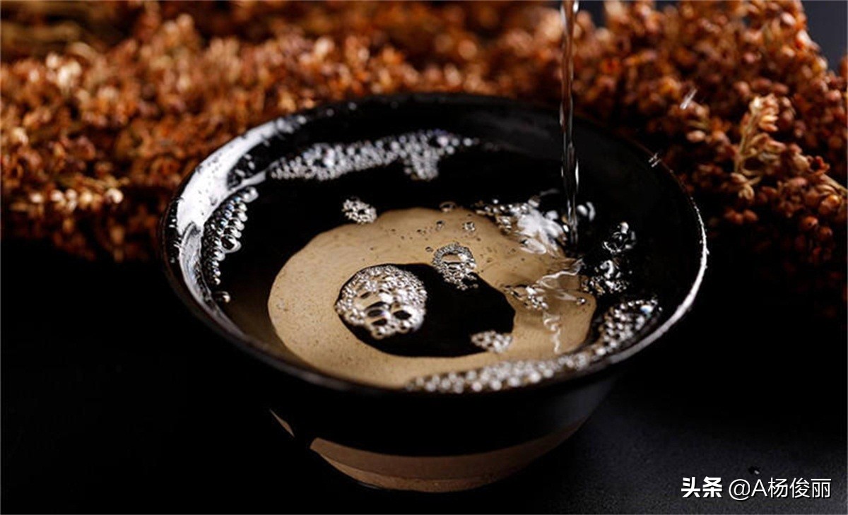 唐三镜杨俊丽:用白酒蒸酒设备做固态酒,糟香味太重怎么办?