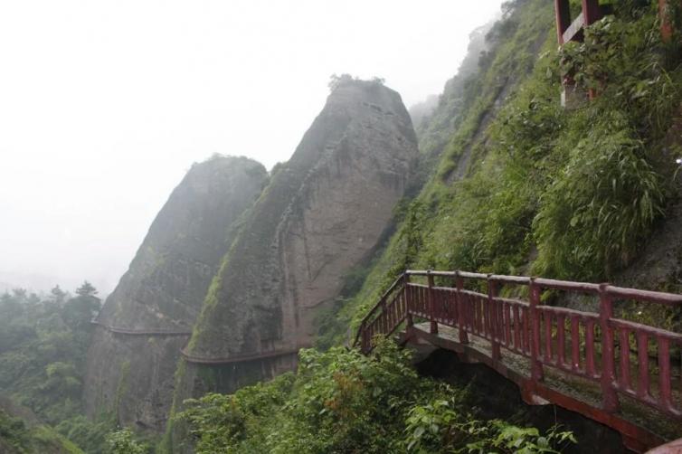 乐山到桂林自驾游最佳路线,广西桂林到云南自驾游路线