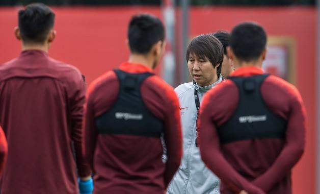 中国足球为啥那么烂,中国足球为什么烂