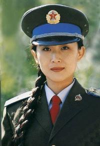 56岁陈瑾讲述未婚无子女,55岁陈瑾和亲哥哥相约一生不婚