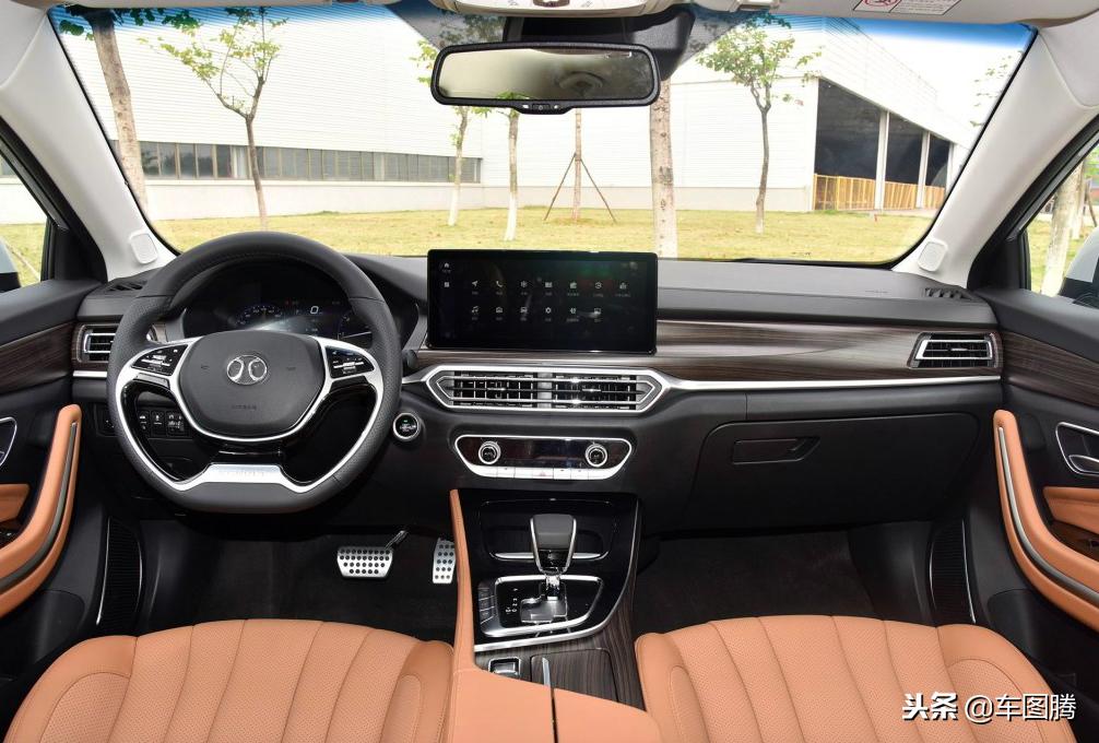 绅宝智道车型,北汽绅宝智道解析